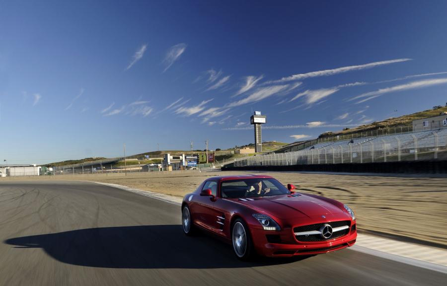  Mercedes-Benz SLS AMG 2010 года  (фото 124 из 526)